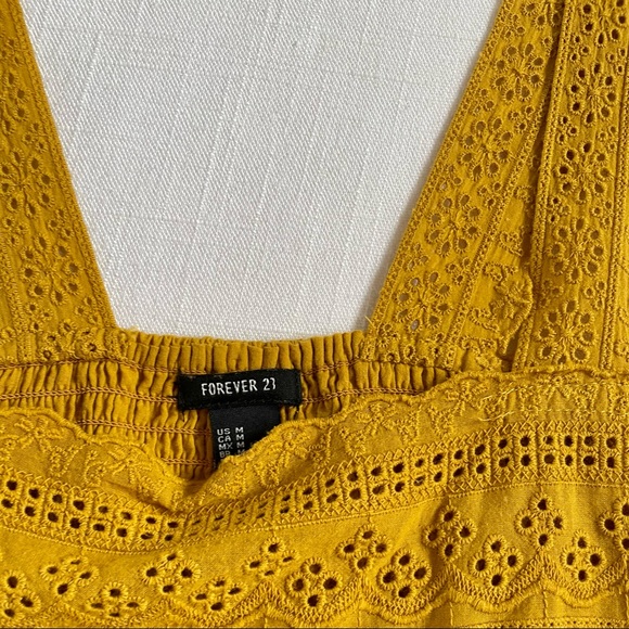 Forever 21 Yellow Floral Embroidered Eyelet Ruffle Top M - Picture 4 of 7